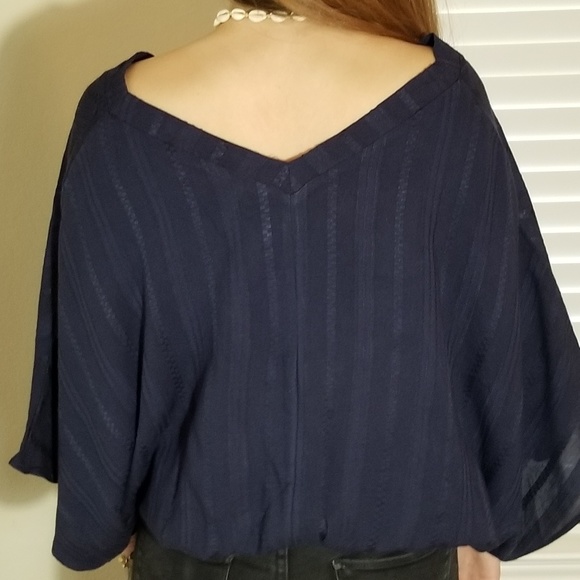 Boutique Navy V-Neck Blouse - Picture 5 of 5